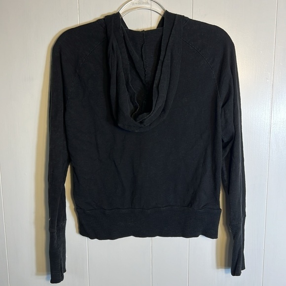 Victoria Secret Pink Black Crop Hoodie Logo Thumbholes Size Small - Picture 2 of 4